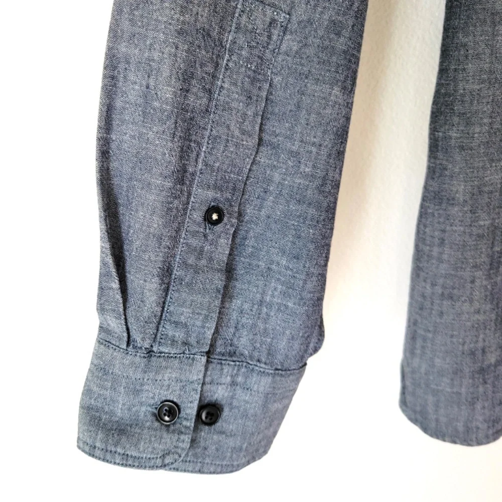 NWOT Banana Republic Untucked Standard-Fit Chambray Blue Button-Down Shirt - XL